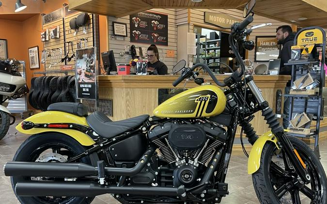 2023 Harley-Davidson Street Bob 114 Industrial Yellow