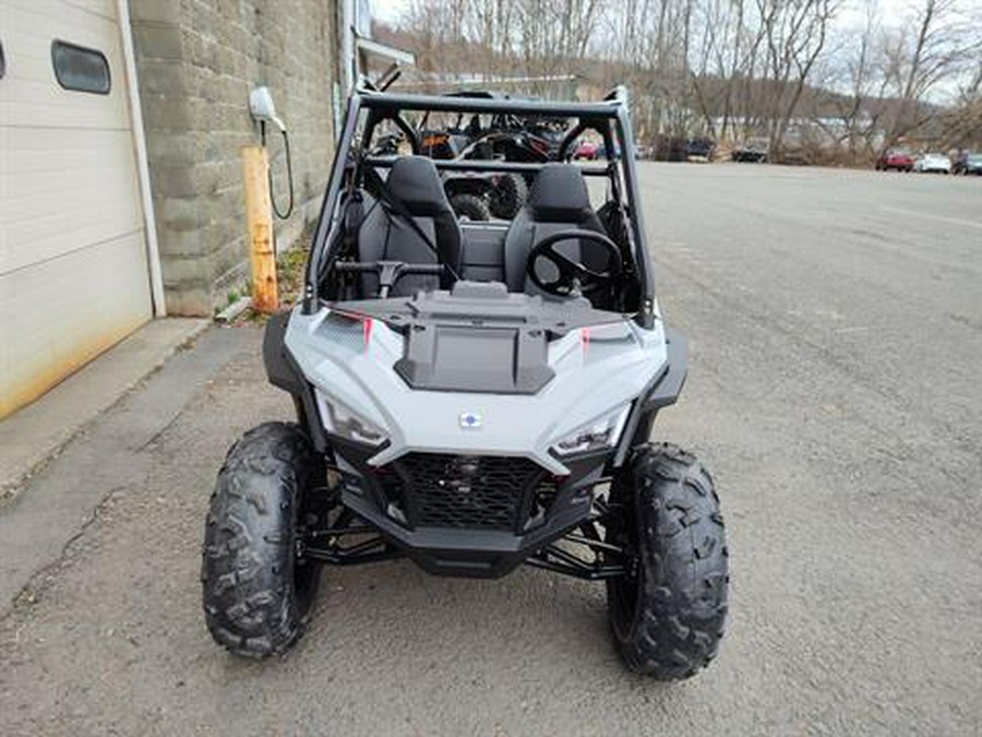 2024 Polaris RZR 200 EFI