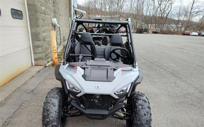 2024 Polaris RZR 200 EFI