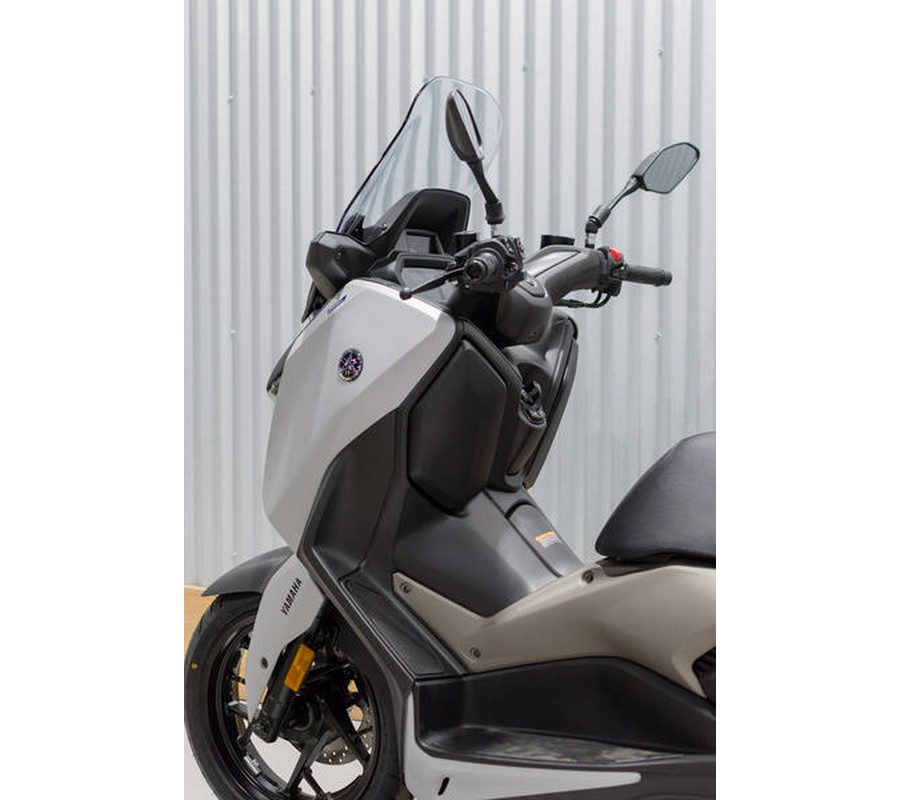 2024 Yamaha XMAX