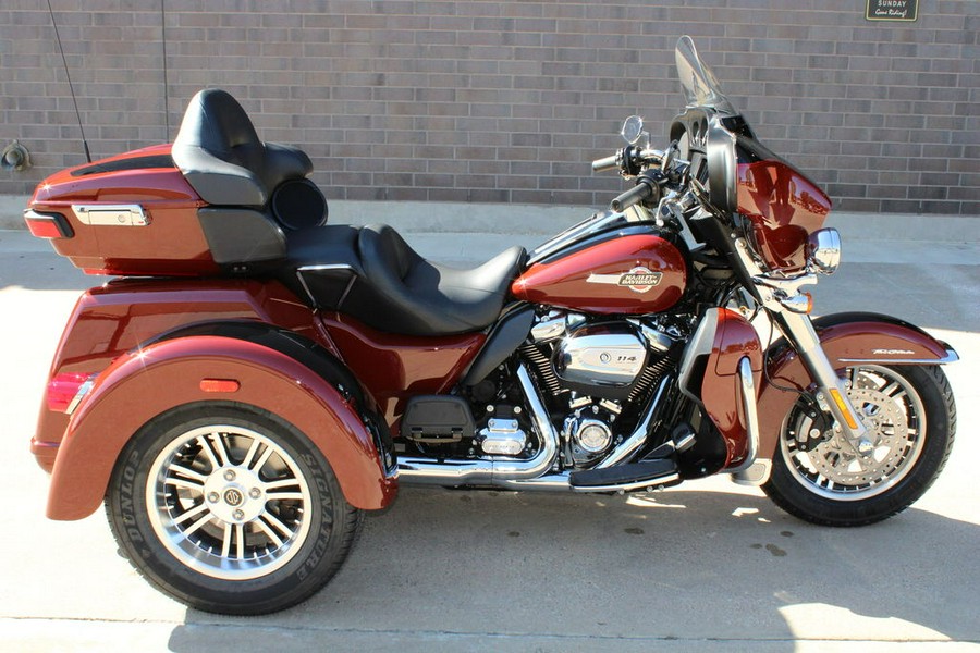 2024 Harley-Davidson® FLHTCUTG - Tri Glide® Ultra