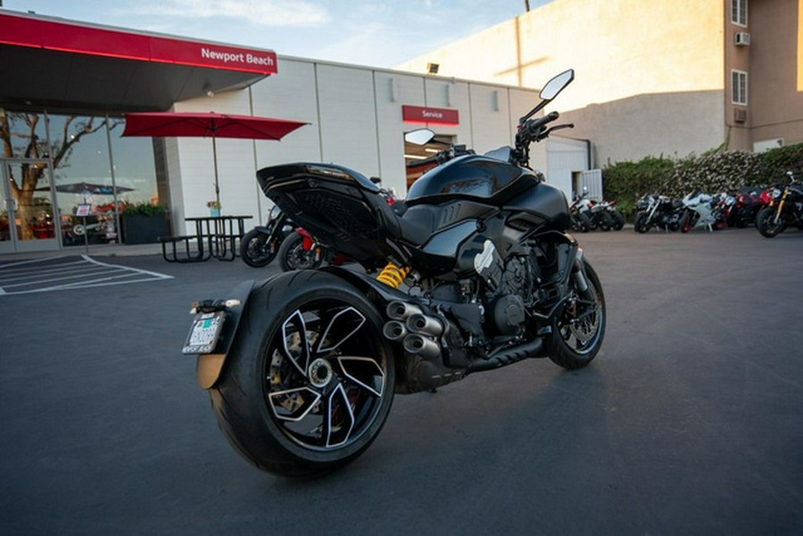 2024 Ducati Diavel V4 Black V4