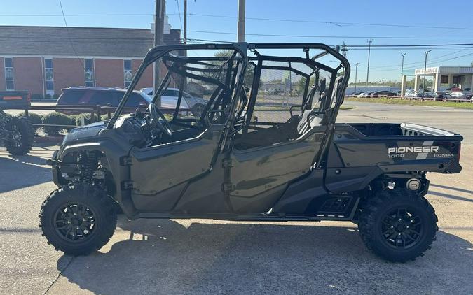 2025 Honda® Pioneer 1000-6 Deluxe Crew