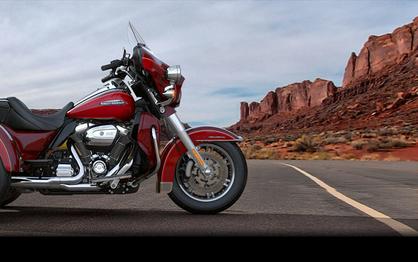 FLHTCUTG 2017 Tri Glide® Ultra