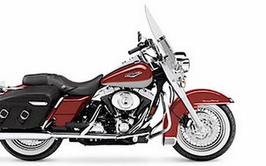 2005 Harley-Davidson® FLHRCI - Road King® Classic