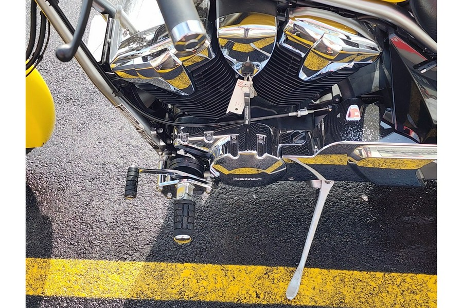 2023 Fury® Base - Honda