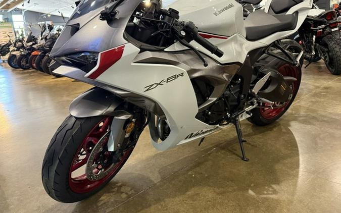 2025 Kawasaki Ninja ZX-6R