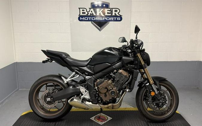 2026 Honda® CB650R E-Clutch