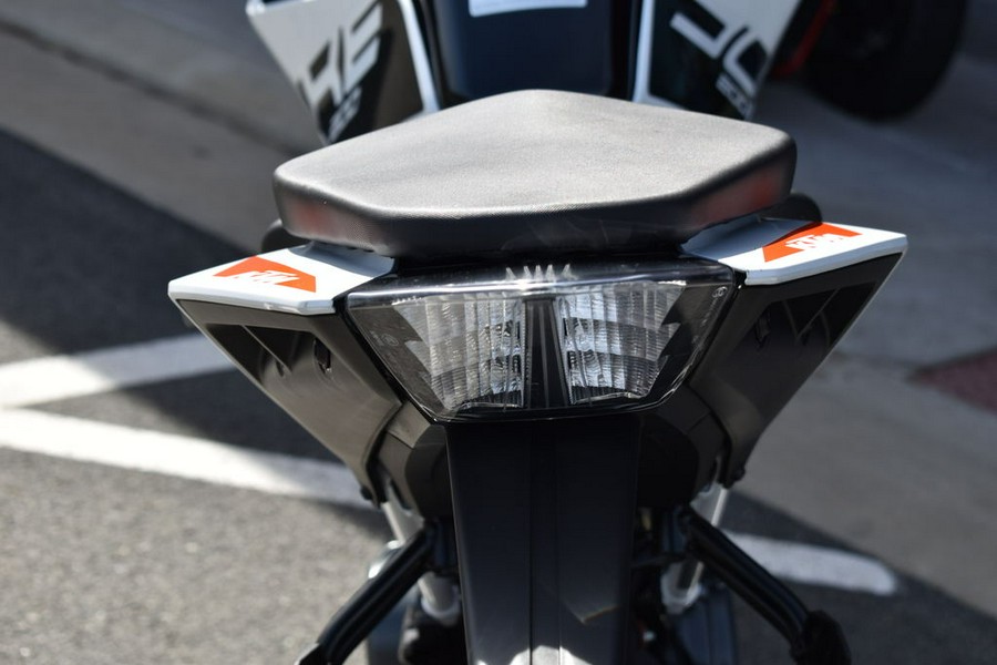 2022 KTM 200 Duke