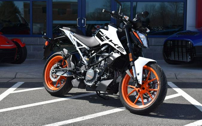 2022 KTM 200 Duke