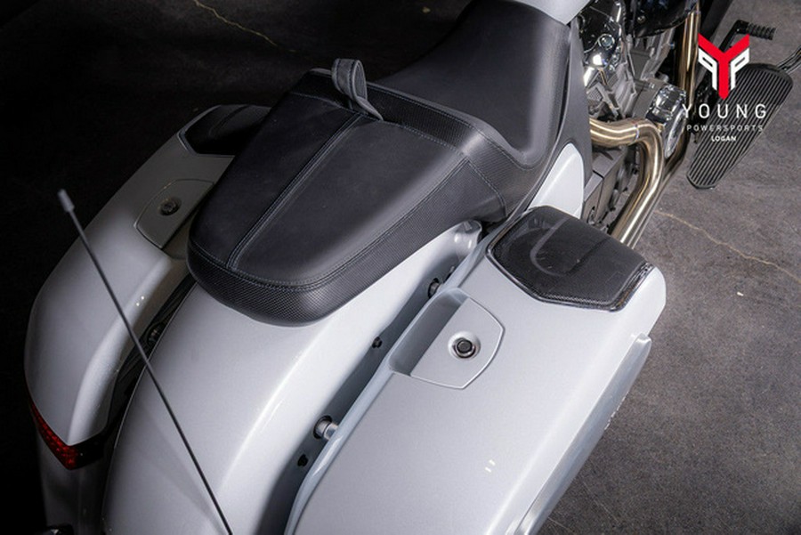 2025 Indian Challenger Limited 112 w/PowerBand Audio Ghost Wh