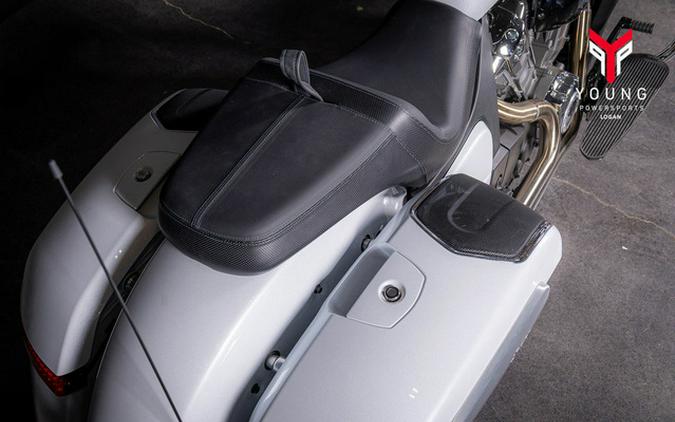 2025 Indian Challenger Limited 112 w/PowerBand Audio Ghost Wh