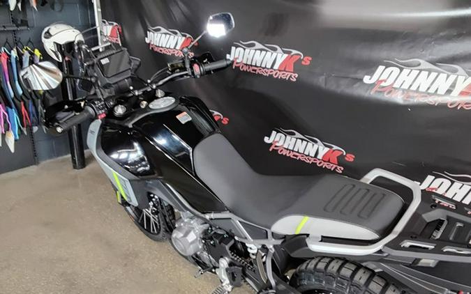 2025 CFMOTO CF400-8US