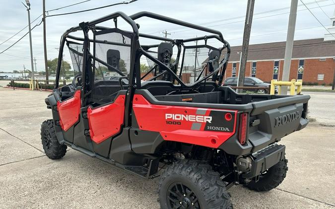 2025 Honda® Pioneer 1000-6 Deluxe Crew