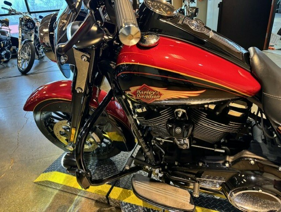 2018 FLHRXS Road King Special