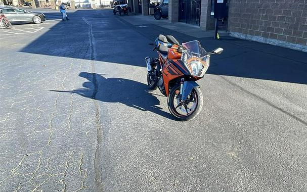 2022 KTM RC 390