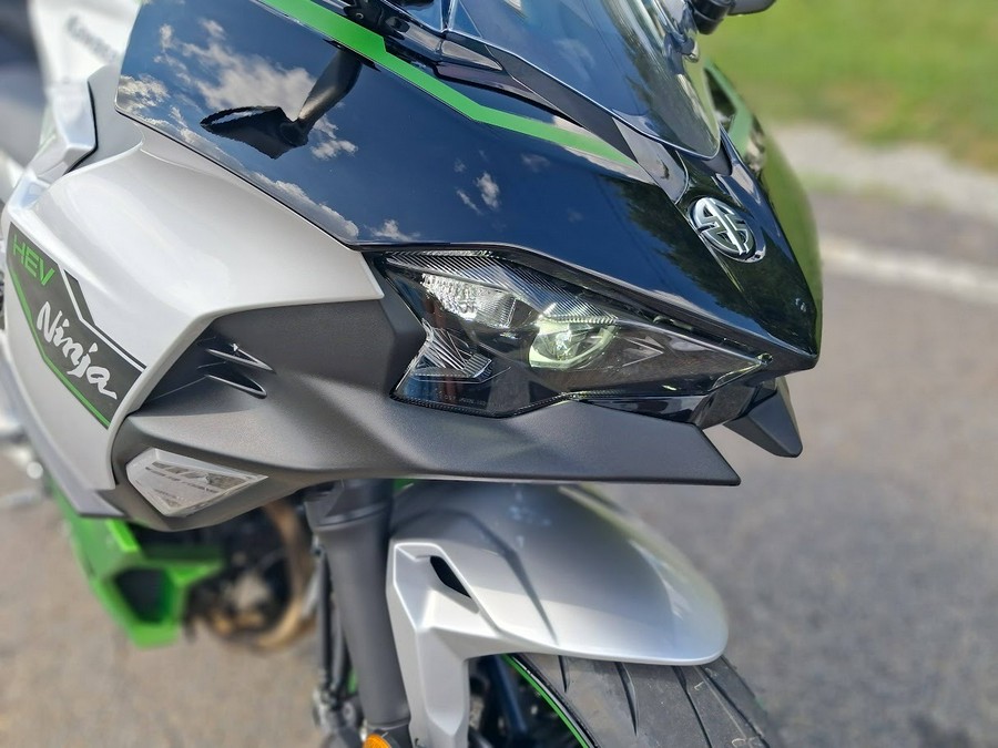 2024 Kawasaki Ninja 7 Hybrid ABS