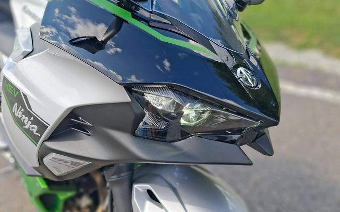 2024 Kawasaki Ninja 7 Hybrid ABS