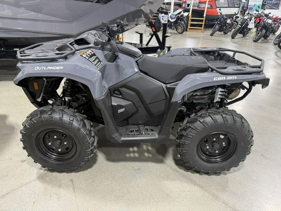 2026 OUTLANDER DPS 700 - Can-Am