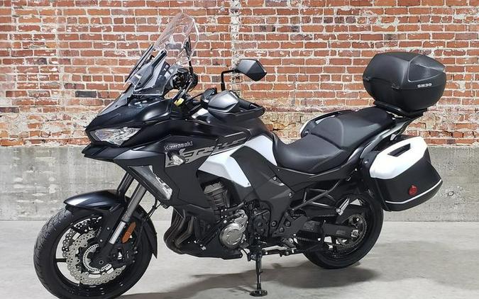 2019 Kawasaki Versys 1000 SE LT+ Review (19 Fast Facts)