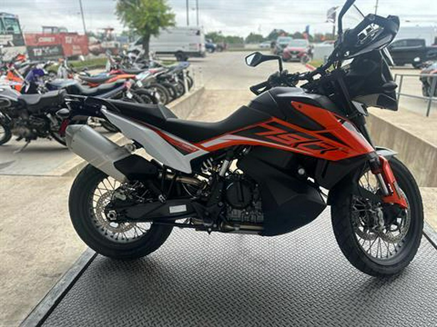 2019 KTM 790 Adventure