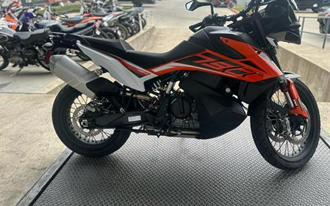 2019 KTM 790 Adventure