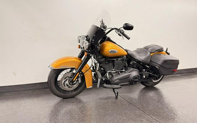 2023 Harley-Davidson® FLHCS - Heritage Classic