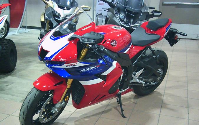 2026 HONDA CBR1000RR-R FIREBLADE SP