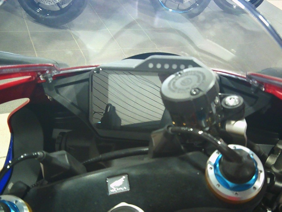 2026 HONDA CBR1000RR-R FIREBLADE SP