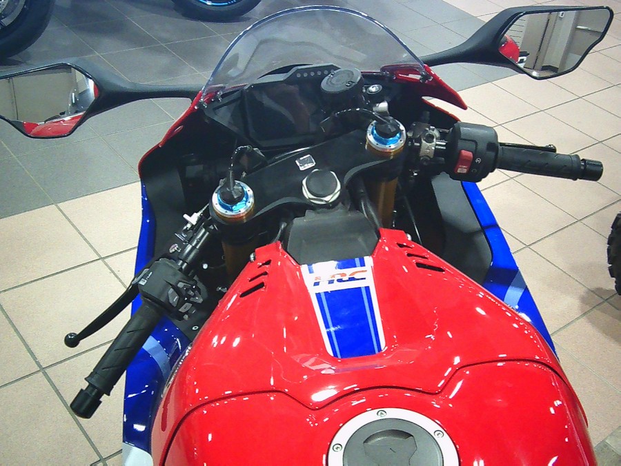 2026 HONDA CBR1000RR-R FIREBLADE SP