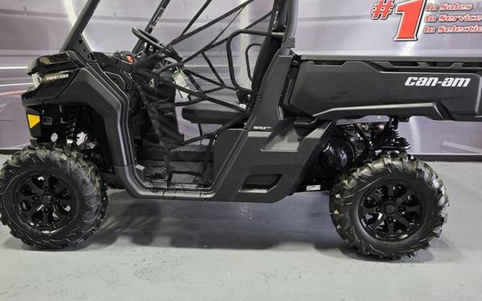 2023 Can-Am® Defender DPS HD10 Timeless Black