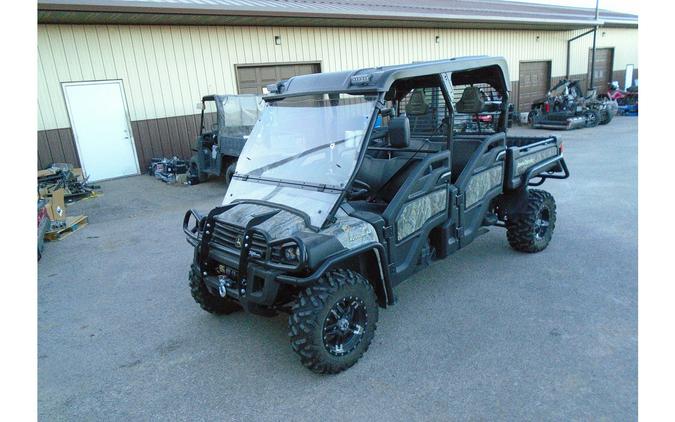 2018 John Deere Gator XUV825 S4 6 Passenger