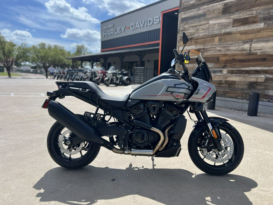 2025 Harley-Davidson® Pan America® 1250 ST Billiard Gray