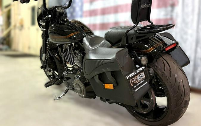 2017 Harley-Davidson CVO Pro Street Breakout