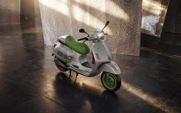 2027 GTS 310 Edizione Ottantesimo - Vespa