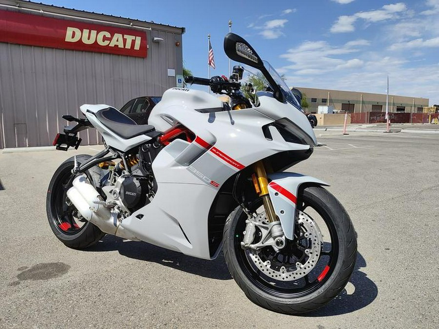 2024 Ducati Supersport 950 S White Stripe