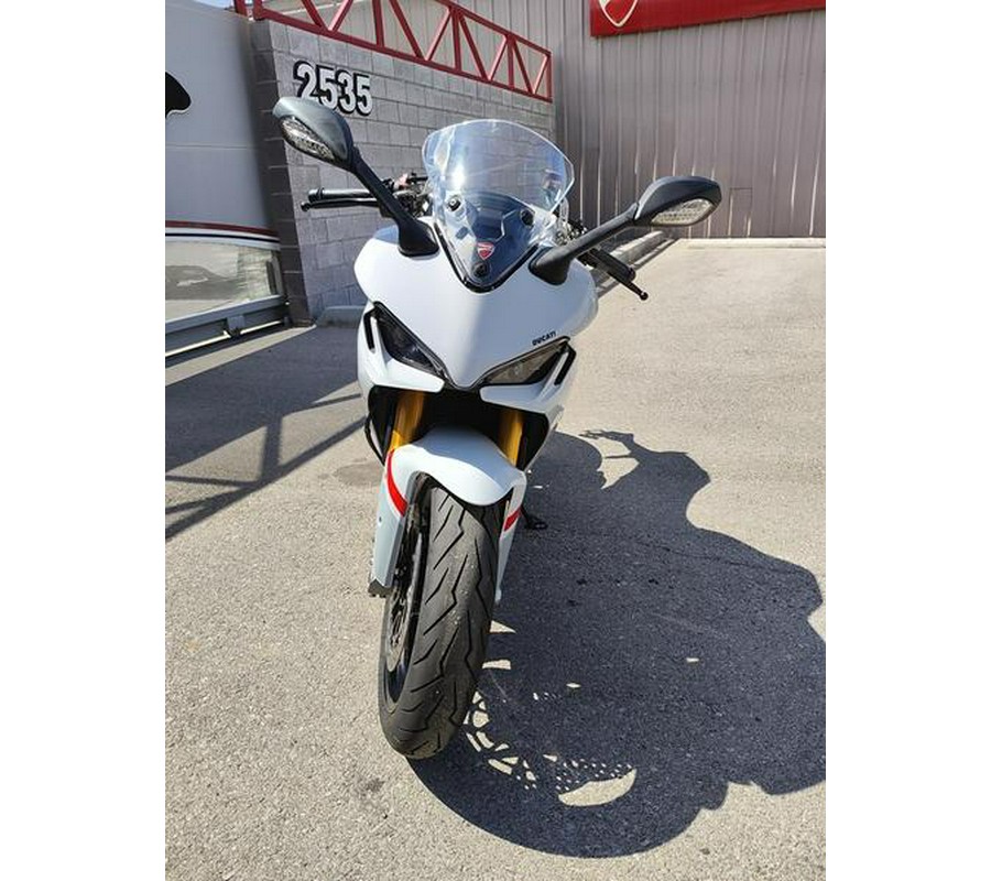 2024 Ducati Supersport 950 S White Stripe