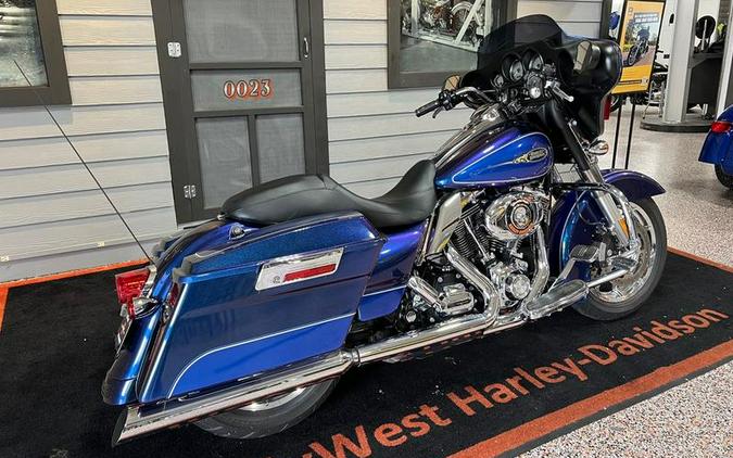 2009 Harley-Davidson® FLHX - Street Glide®