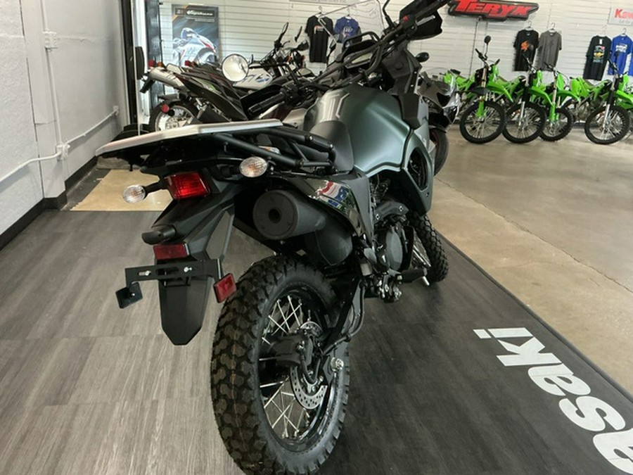 2025 Kawasaki KLR650 Metallic Matte Old School Green ABS