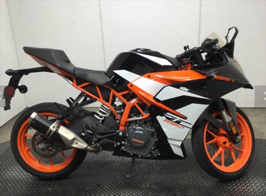 2017 KTM RC 390