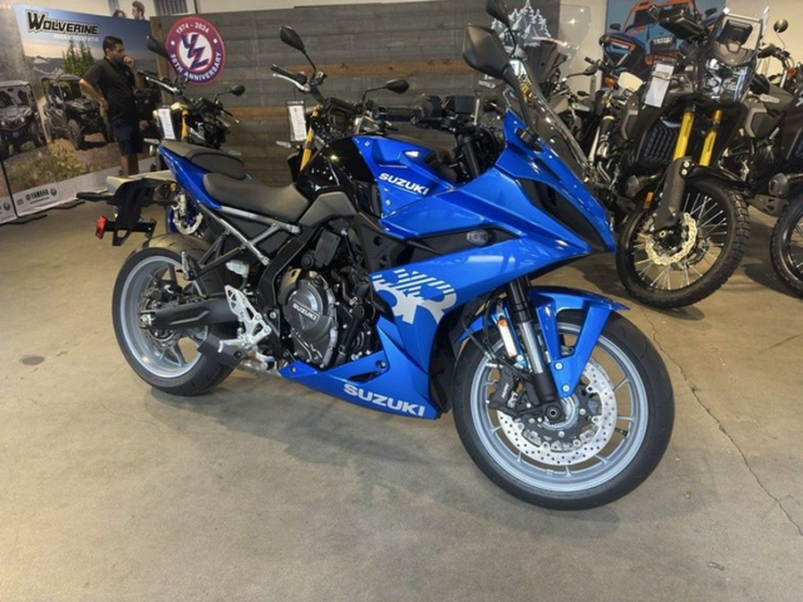 2026 Suzuki GSX800FRQM6