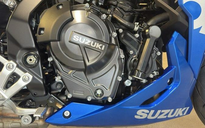 2026 Suzuki GSX800FRQM6