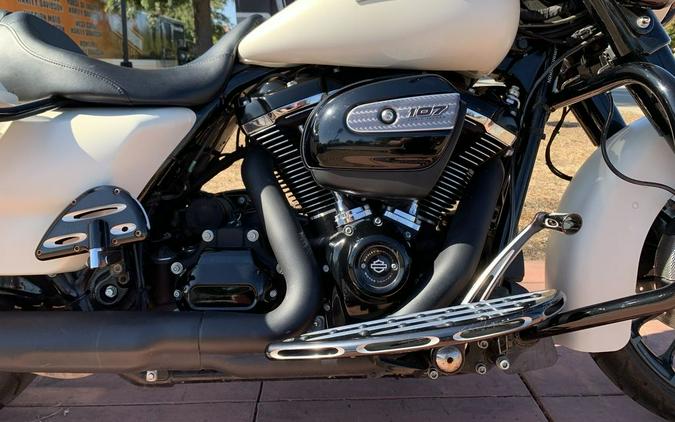 2018 Harley-Davidson® FLHXS - Street Glide® Special