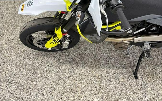 2024 Husqvarna® 701 Supermoto