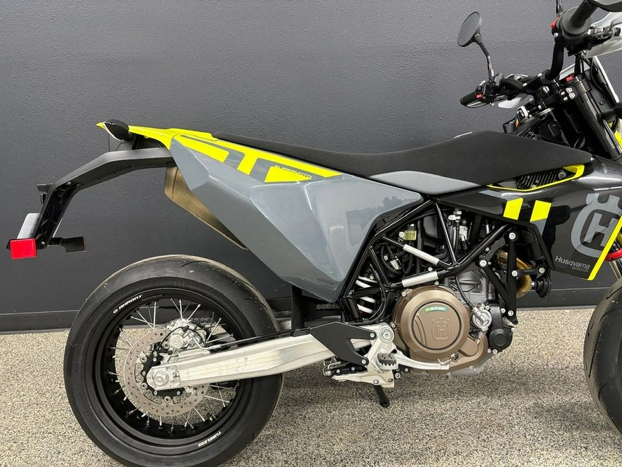 2024 Husqvarna® 701 Supermoto