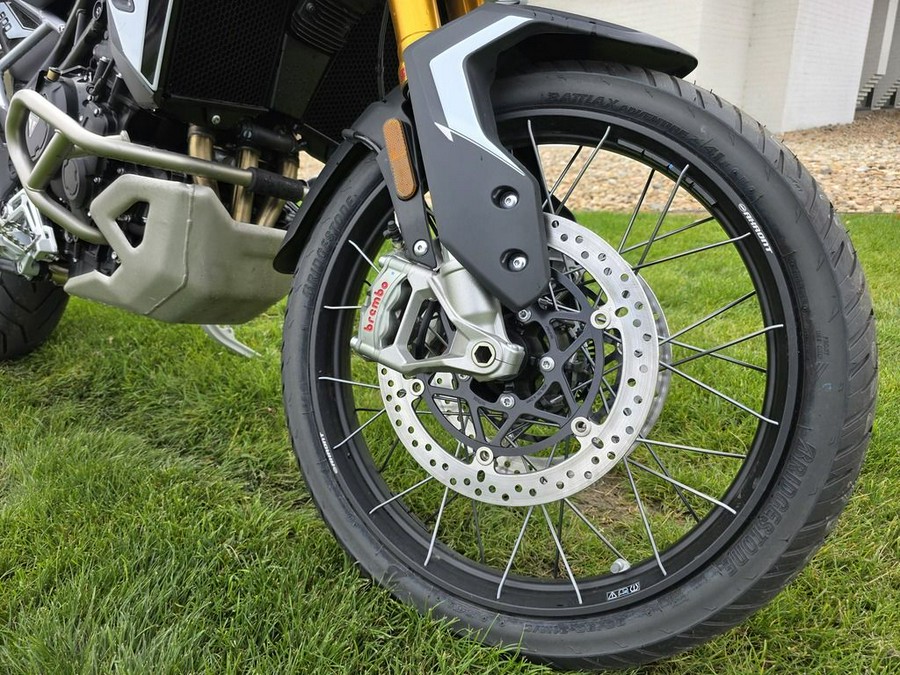 2025 Triumph Tiger 900 Rally Pro Carbon Black / Sapphire Black