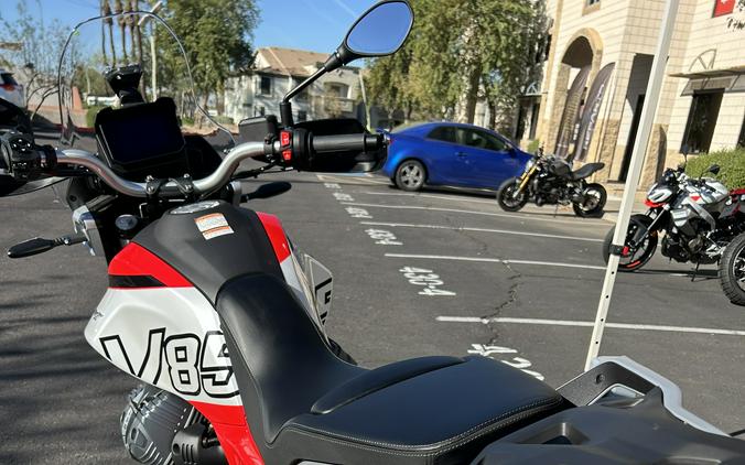 2025 Moto Guzzi V85 TT