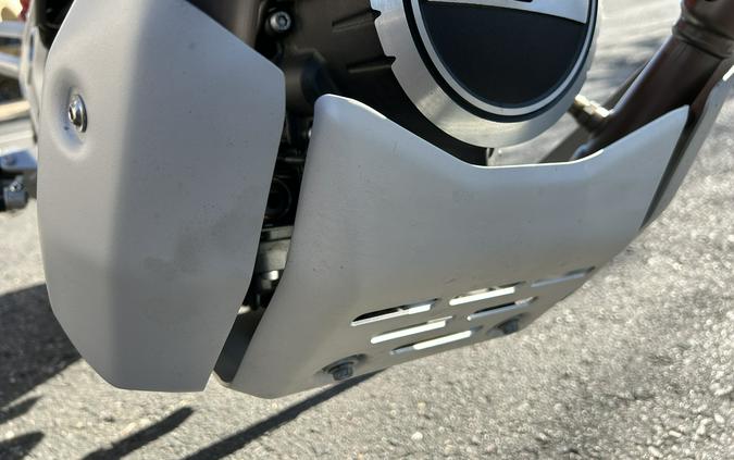 2025 Moto Guzzi V85 TT