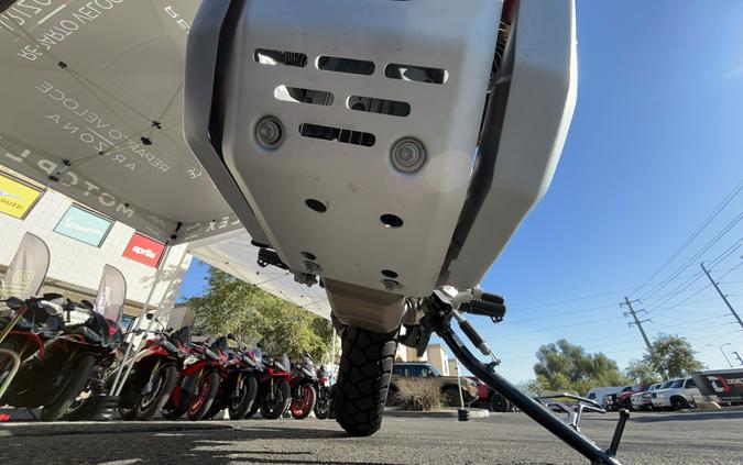 2025 Moto Guzzi V85 TT