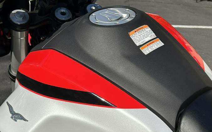 2025 Moto Guzzi V85 TT